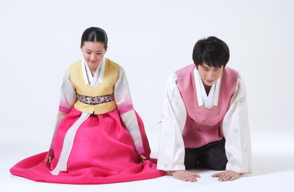 新一轮归国潮开始，1400名华裔科学家回归祖国，拜登拦不住