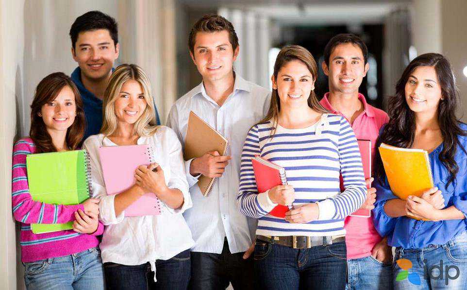 @所有家长：孩子入学查验预防接种证明，戳戳手机就能办→